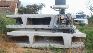 Demonstration of a high-resolution Ground Penetrating Radar survey to detect rebars in concrete blocks. This system is particularly useful for the mapping of burried infrastructures